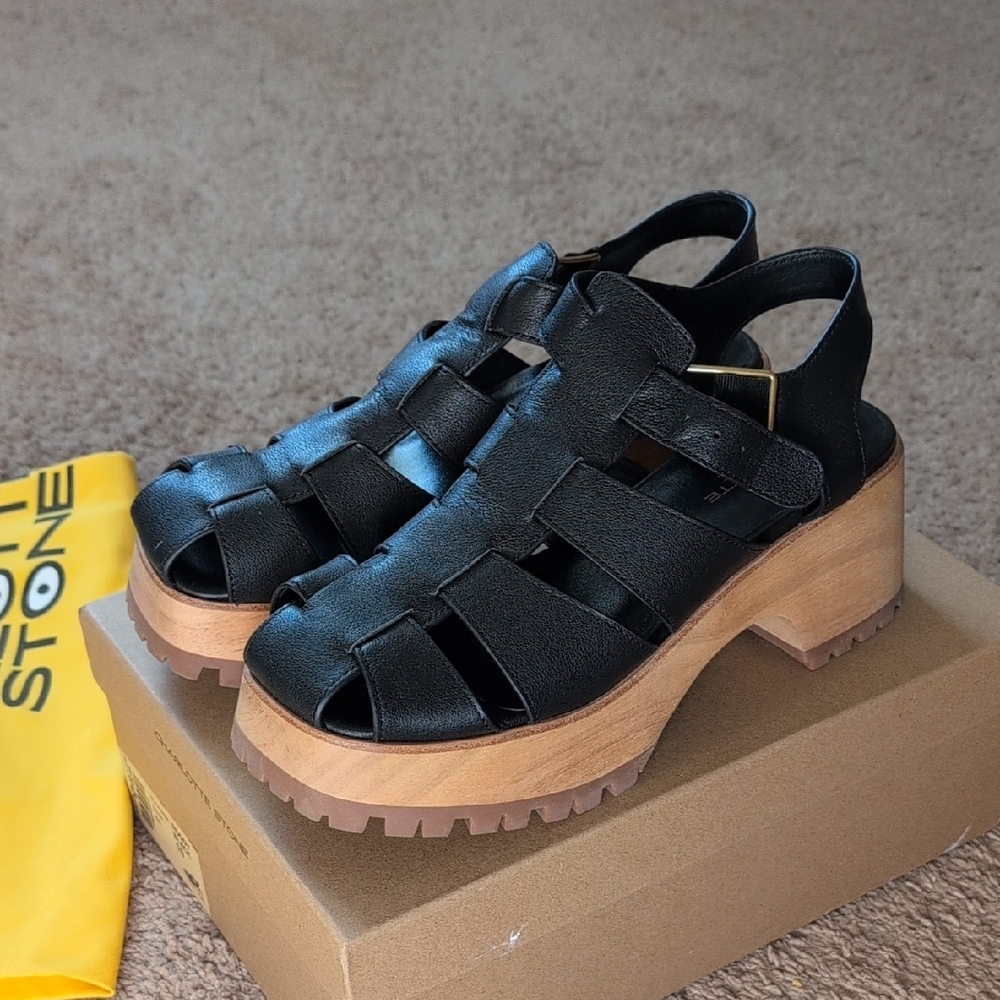 Charlotte Stone Roddy Fisherman Sandals in Black